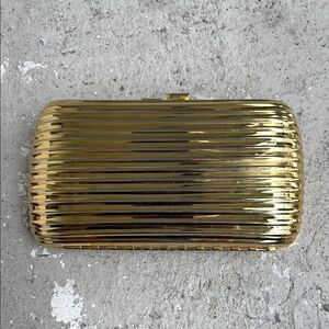 Walborg Gold Metal clutch
